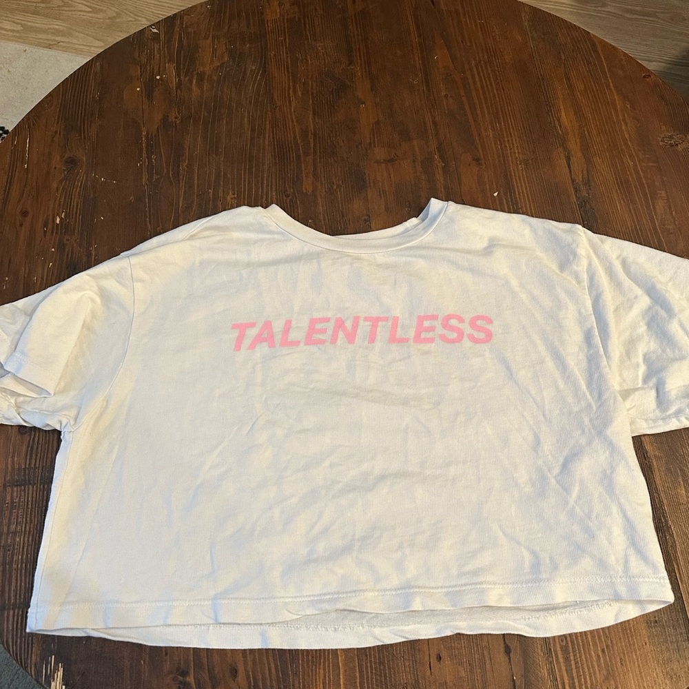 Talentless crop top